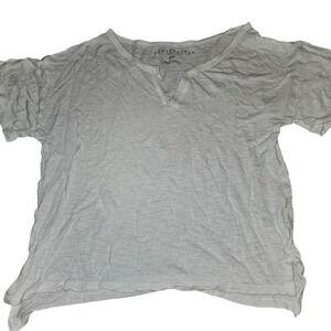 Aeropostale Women's Off-White Cream V-Neck Lightweight‎ T-Shirt Size S Good cnd